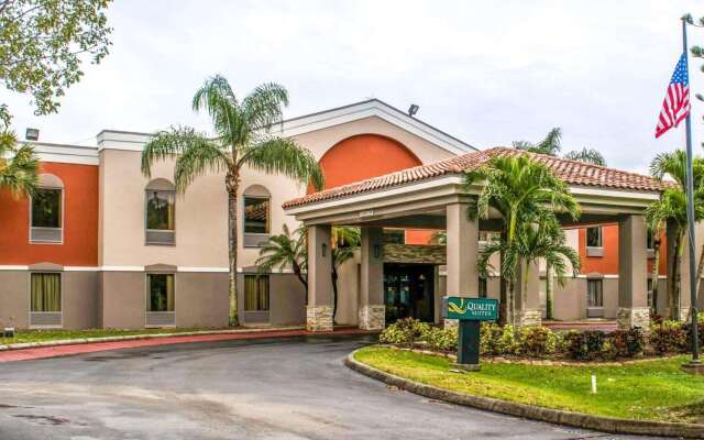 Quality Suites Fort Myers - I-75