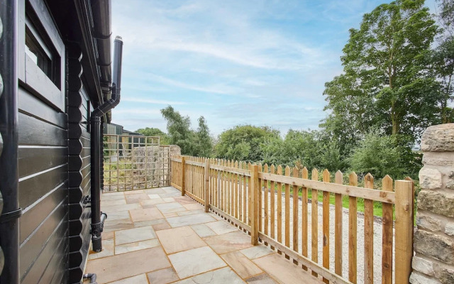 Host Stay Station House Cabin