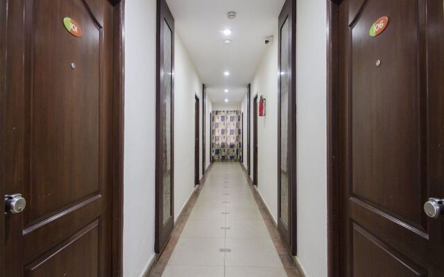 Sravya Compact Residency by OYO Rooms