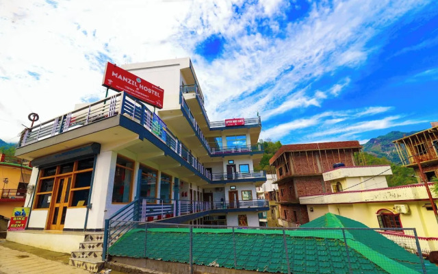 Manzil Hostel