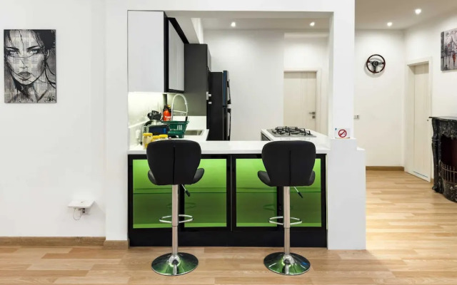 Posh & Panoramic 2bdr Rooftop 5 Min To Airport