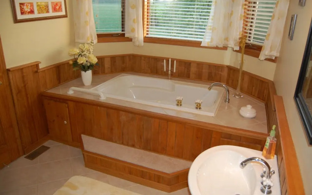 A Touch of Country Bed & Breakfast