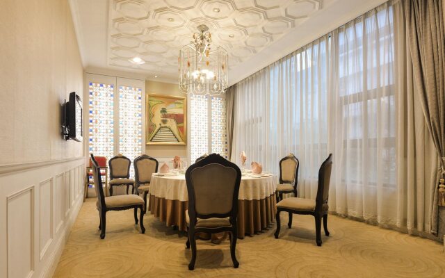 New Pearl River Hotel