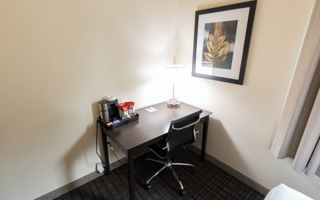 Cobblestone Inn & Suites - Sheldon