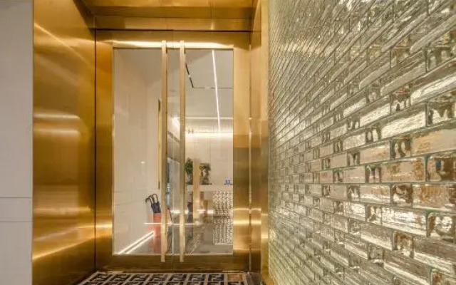 HONGYE ZITIAN HOTEL (Yongkang East Railway Station & International Convention and Exhibition Center)