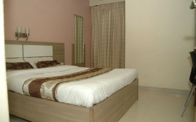 Hotel Alka Residency