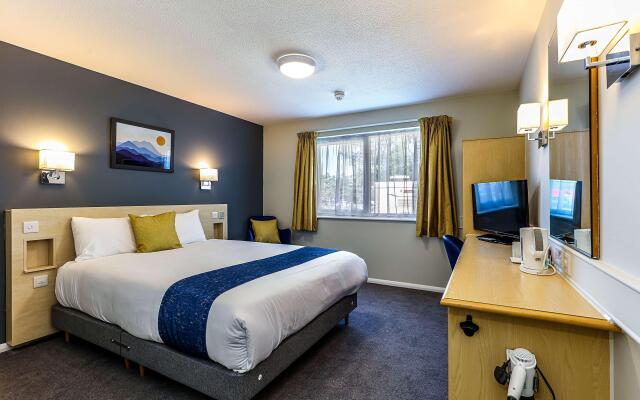 Days Inn By Wyndham Fleet M3