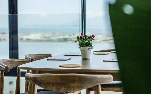 Rumahku Gurney with 270 degree Sea View