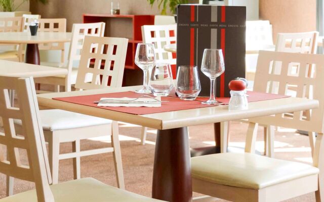 ibis Nevers