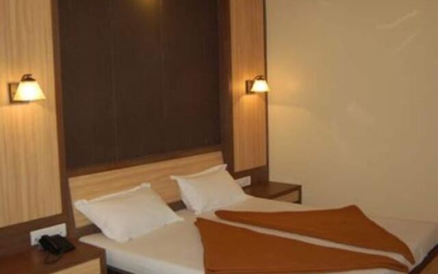 Hotel Ashoka Palace