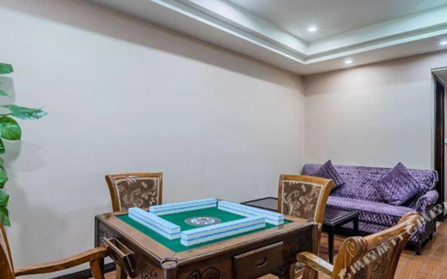 Chongqing Longyin Hotel