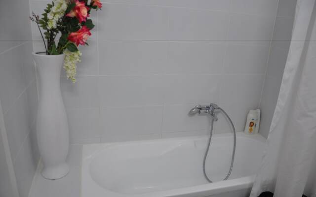 Isra Home Yitshak Sadeh 6 Apartment