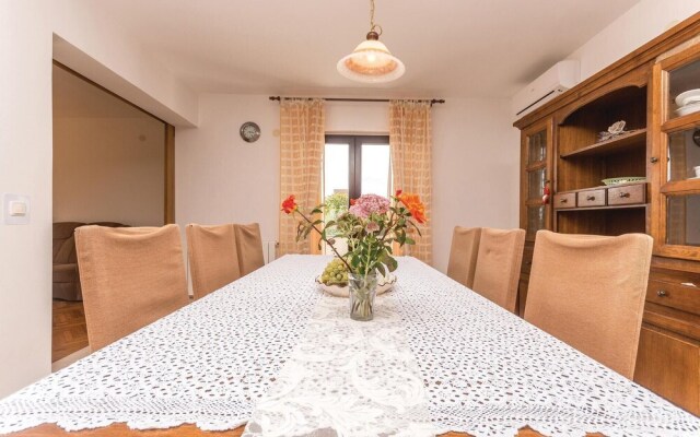 Stunning Home in Privlaka With Wifi and 3 Bedrooms
