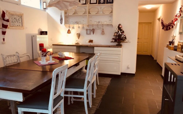 Haus am See B&B