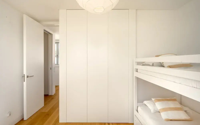 Ericeira Modern & Bright by Homing