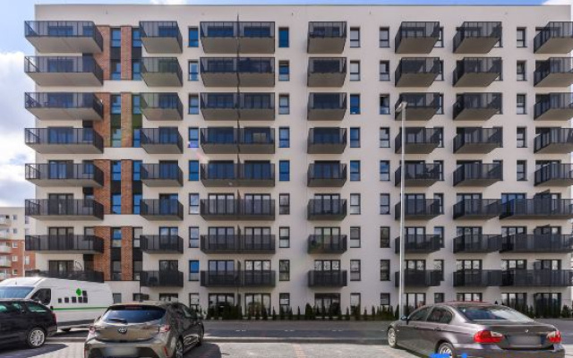 Lumina apartment with patio and parking