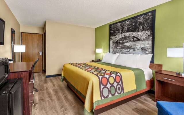 Super 8 by Wyndham Ankeny/Des Moines Area