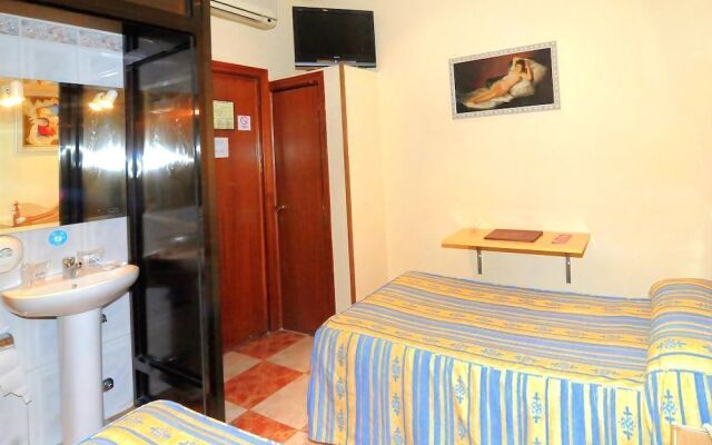 Hostal Plaza DOrt