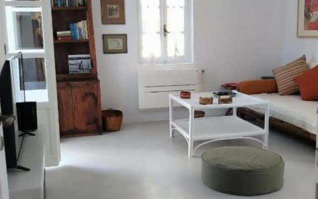 Mykonian White 2bedrooms Apartment