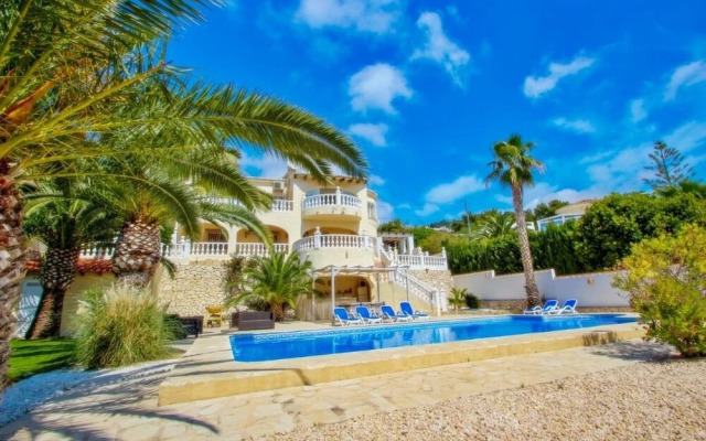 Fabya - Sea View Villa With Private Pool In Teulada