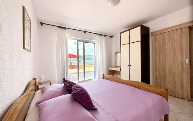 Apartments Vini