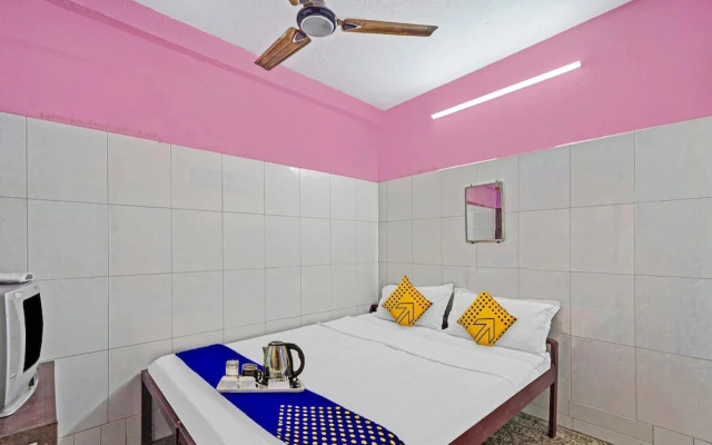 Kumarans Inn by OYO Rooms