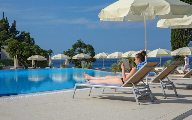 Hotel Mlini