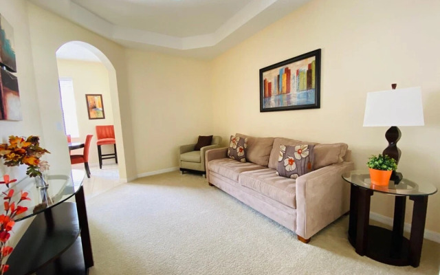 Fransicso's Calabay Parc Vacation Home