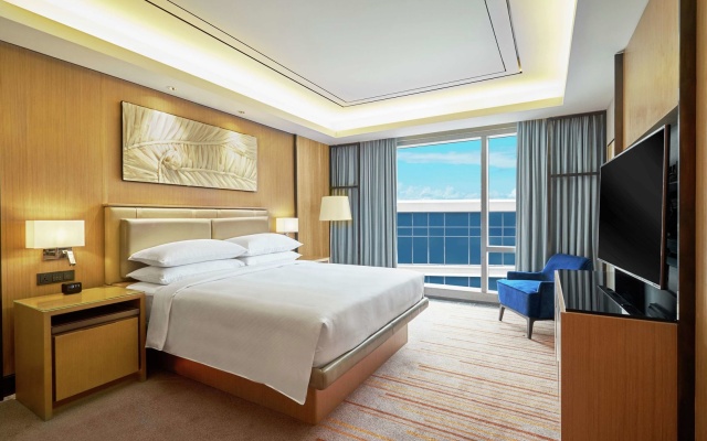 Hilton Manila Newport World Resorts
