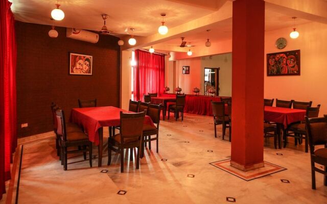 Hotel Neeraj Bhawan