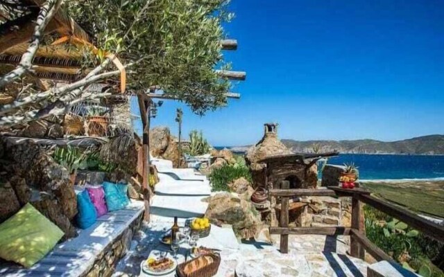 Villa Princess 5 4Bed with Small Tub Panormos Beach