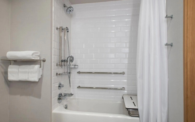 Four Points by Sheraton Albany