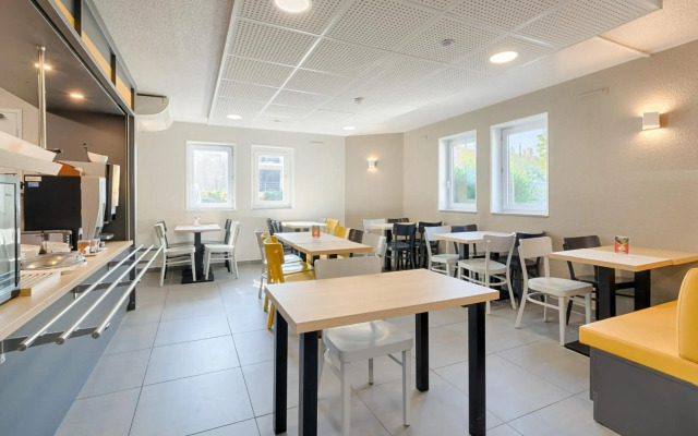 B&B HOTEL AIX EN PROVENCE Pont de l'Arc