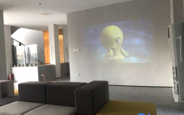 Yi Home Hostel