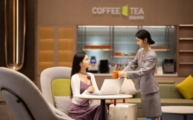 Suites By Hilton – People – Chongqing