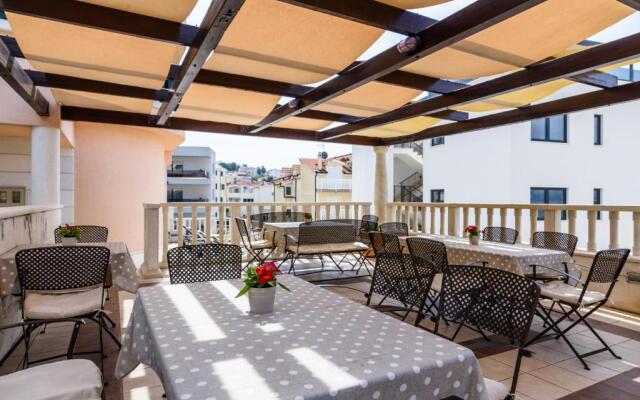 Apartment Villa Lavandula 2
