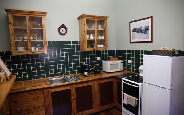 Burra Railway Station Bed & Breakfast