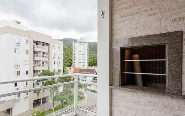 Beautiful apt w Modern Design 400m/udesc - Abz302