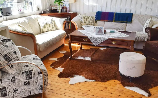 6 Person Holiday Home in Honefoss