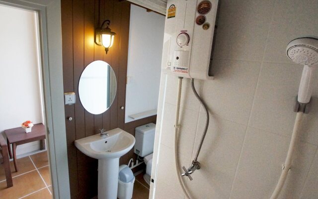 Baan Pimpisa Bangsaray Boutique Residence