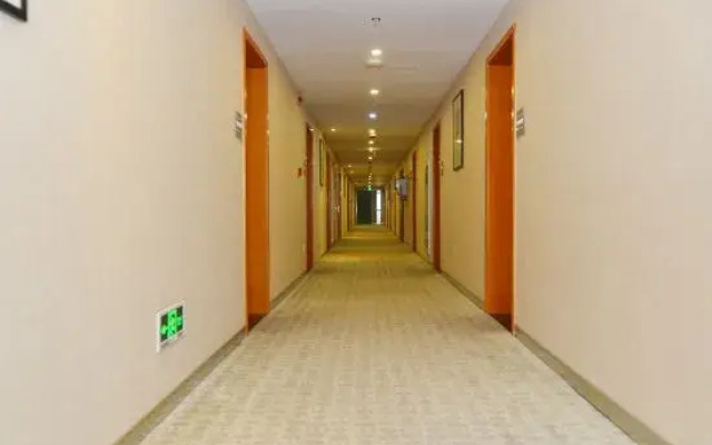 Lvjiangnan Hotel