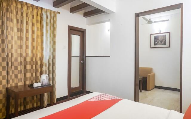 OYO 5630 Beverly Hills Hotel