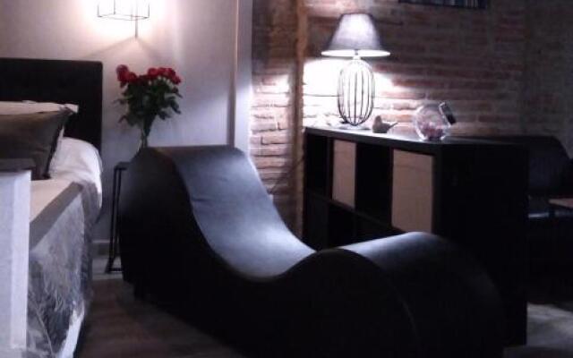 La Suite Romantique avec Jacuzzi au Cœur de Perpignan
