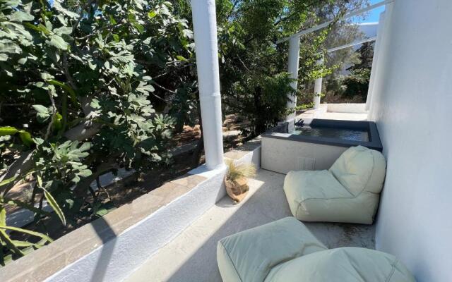 Faos Exclusive Suites