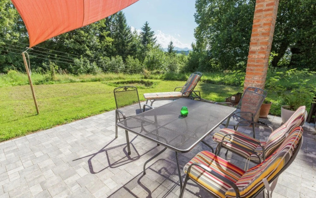 Cosy and Rurally Located Apartment With Garden and Terrace