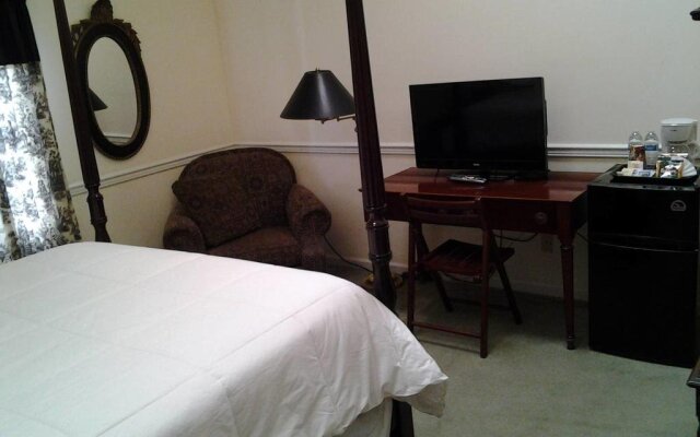 The Inn at Benicia Bay