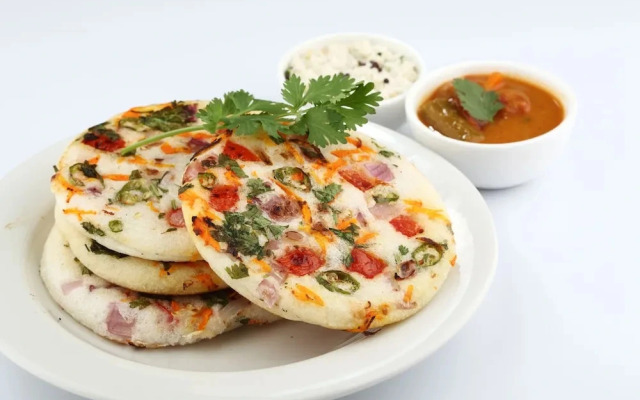 White Mg by OYO Rooms