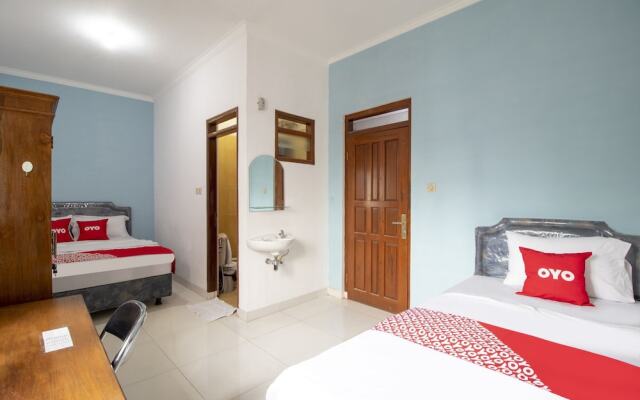 Fenway Kostel by OYO Rooms