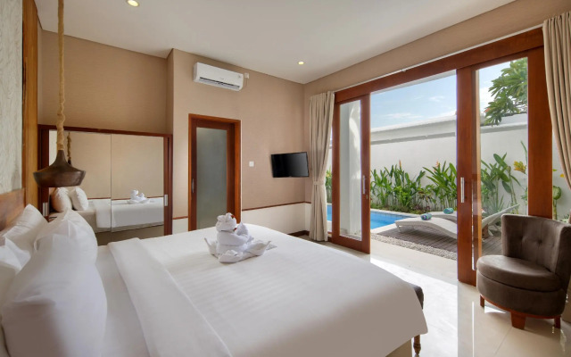 The Luxury Collection, Monaco Blu