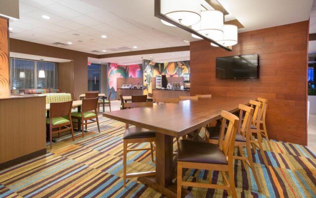 Fairfield Inn & Suites by Marriott Burlington